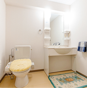 設備紹介　トイレ・洗面所