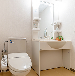 設備紹介　トイレ・洗面所