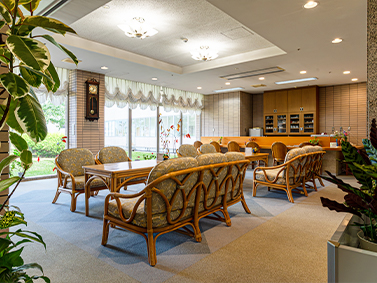 各種サービスのご案内　フロントサービス　喫茶ルーム